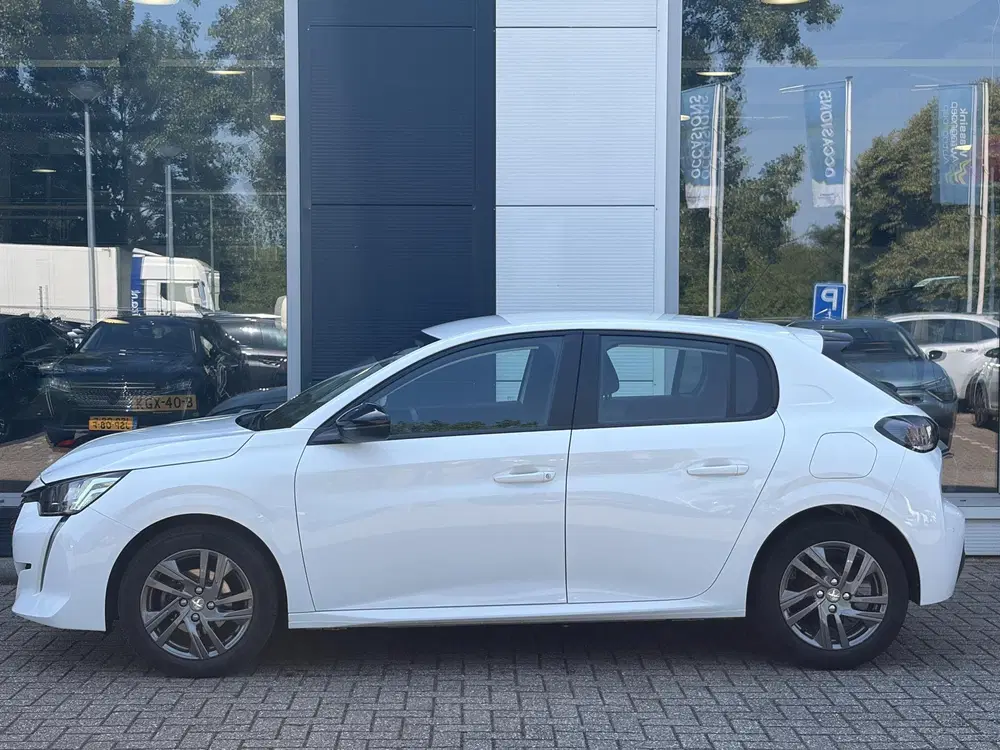 Peugeot 208 1.2 PureTech Active Pack uit 2022, foto 5