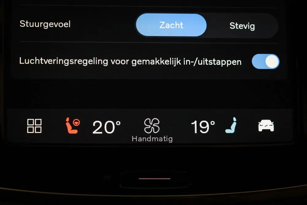 Volvo XC90 2.0 T8 Recharge AWD Ultimate Dark uit 2024, foto 10