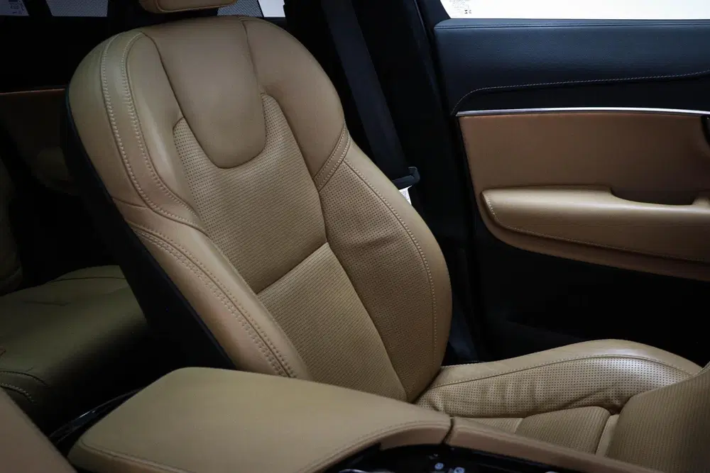 Volvo XC90 2.0 T8 Recharge AWD Ultimate Dark uit 2024, foto 13