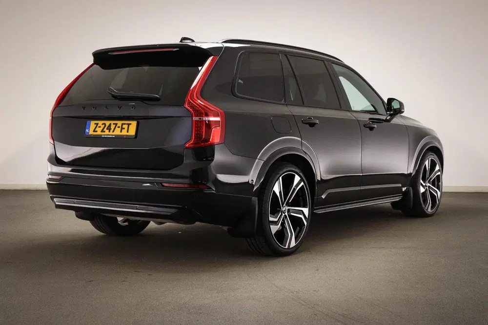Volvo XC90 2.0 T8 Recharge AWD Ultimate Dark uit 2024, foto 2