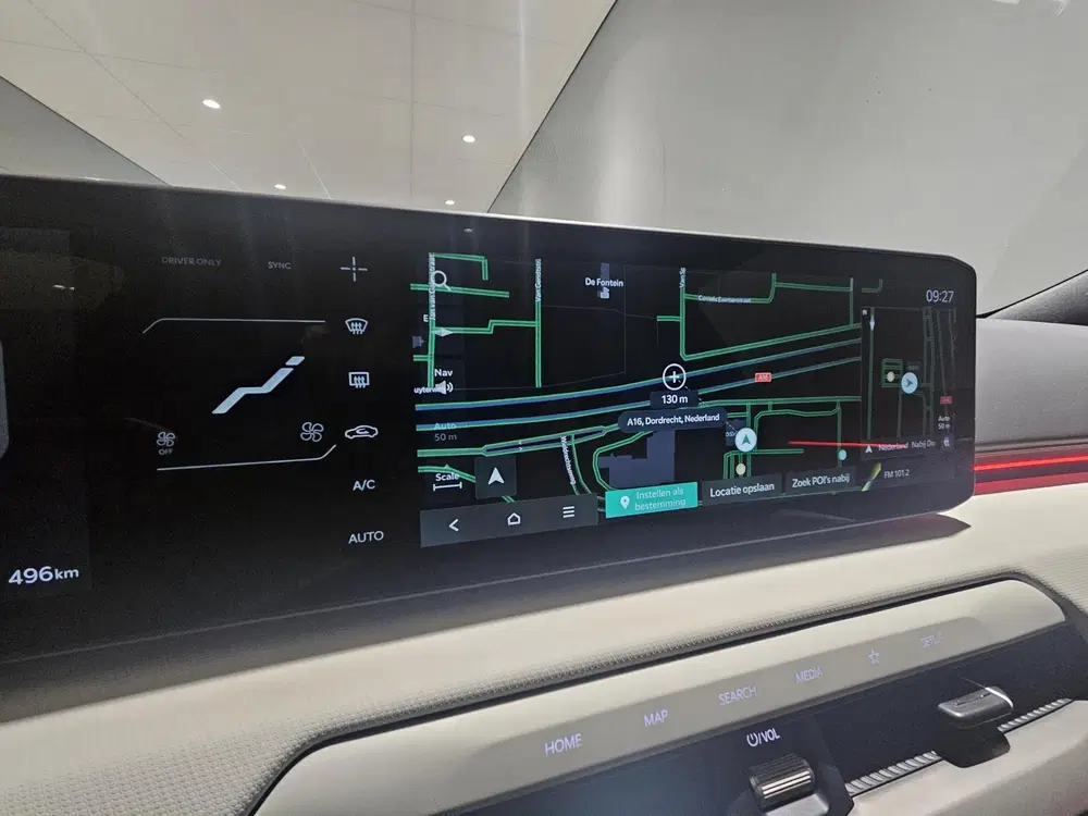 Kia EV4 81 uit 2025, foto 14