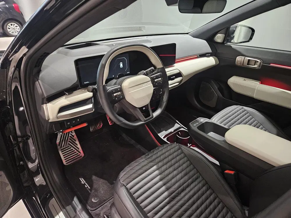 Kia EV4 81 uit 2025, foto 9