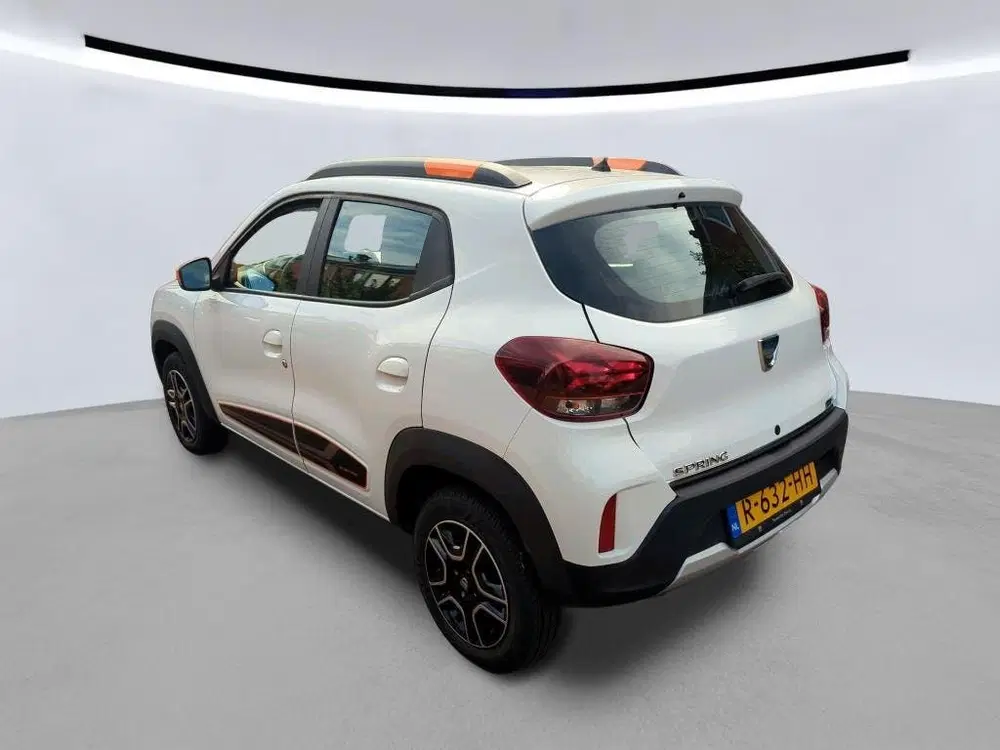 Dacia Spring Comfort+ uit 2022, foto 5