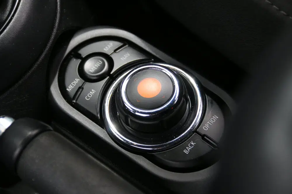 Mini Cooper 1.5 Cooper Chili DEALER OND NL-AUTO NAP LE uit 2020, foto 13