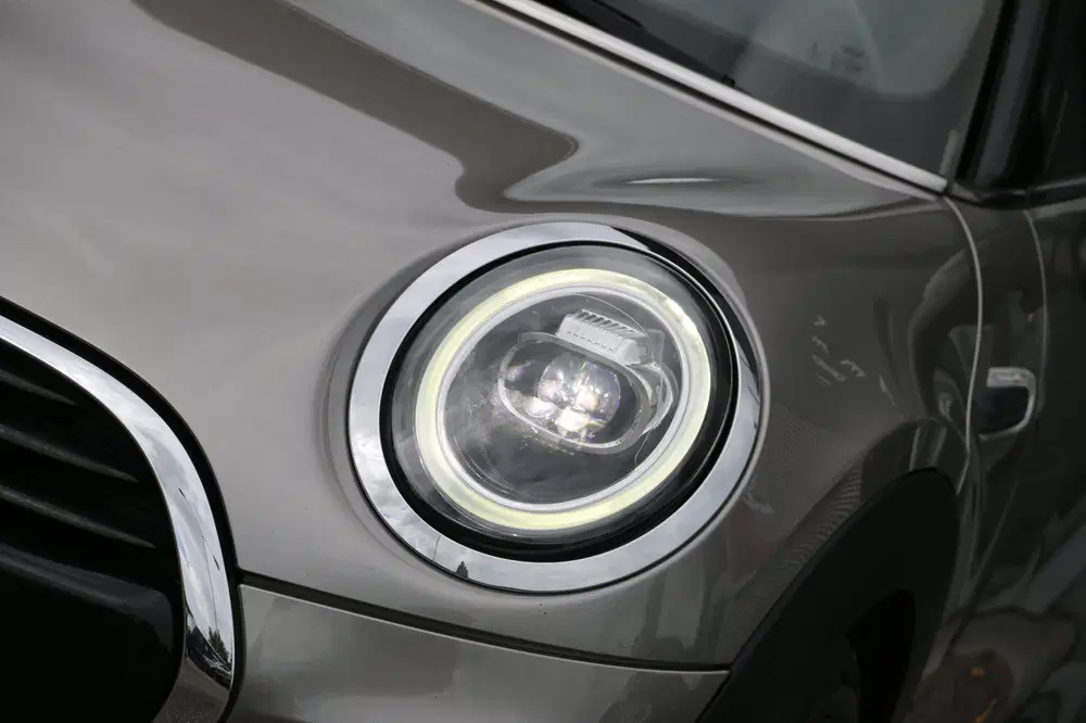 Mini Cooper 1.5 Cooper Chili DEALER OND NL-AUTO NAP LE uit 2020, foto 5