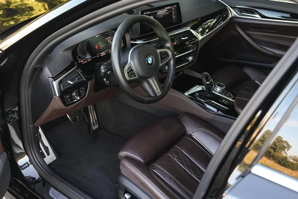 BMW 5-serie 530e xDrive High executive M Sport Automaa uit 2019, foto 11