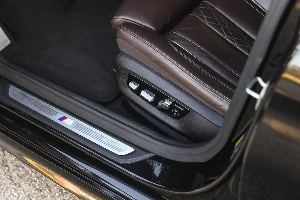 BMW 5-serie 530e xDrive High executive M Sport Automaa uit 2019, foto 13