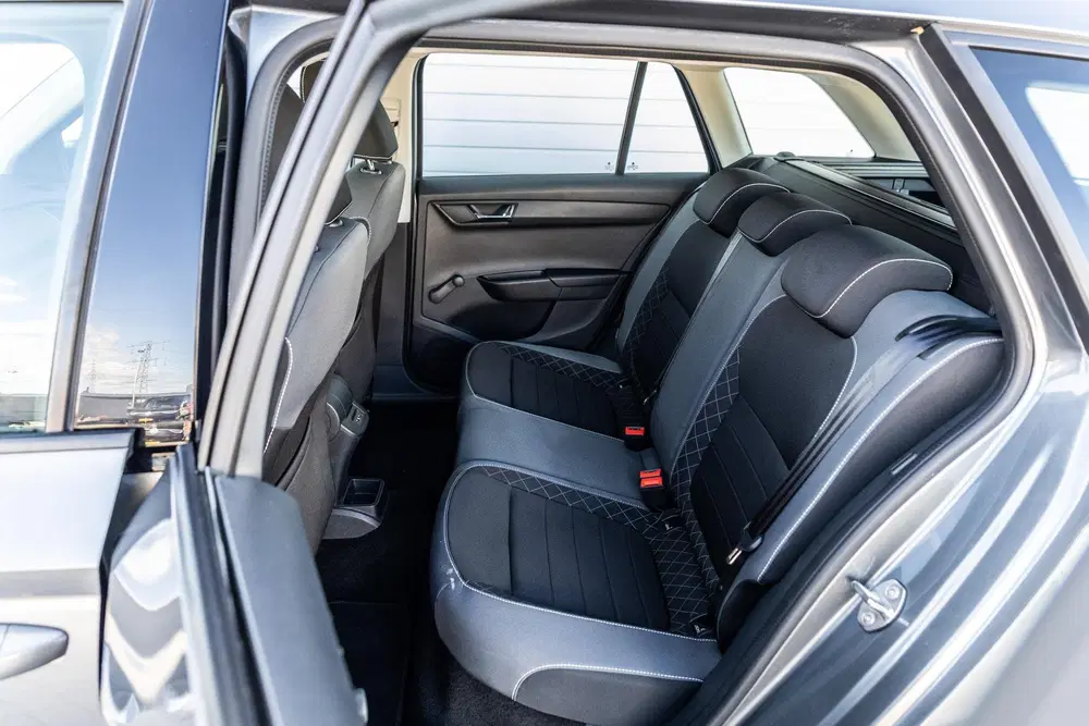 Skoda Fabia 1.0 TSI 95pk Ambition uit 2022, foto 6