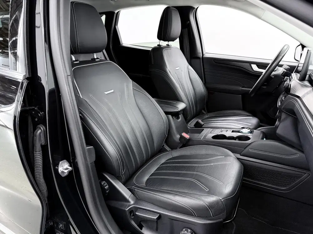 Ford Kuga 2.5 PHEV Vignale uit 2023, foto 10