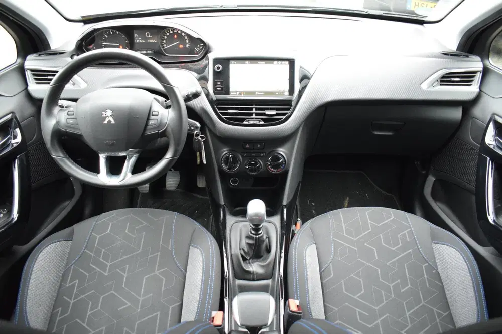 Peugeot 2008 1.2 PureTech 12 mnd GARANTIE DealerOH DBri uit 2019, foto 10