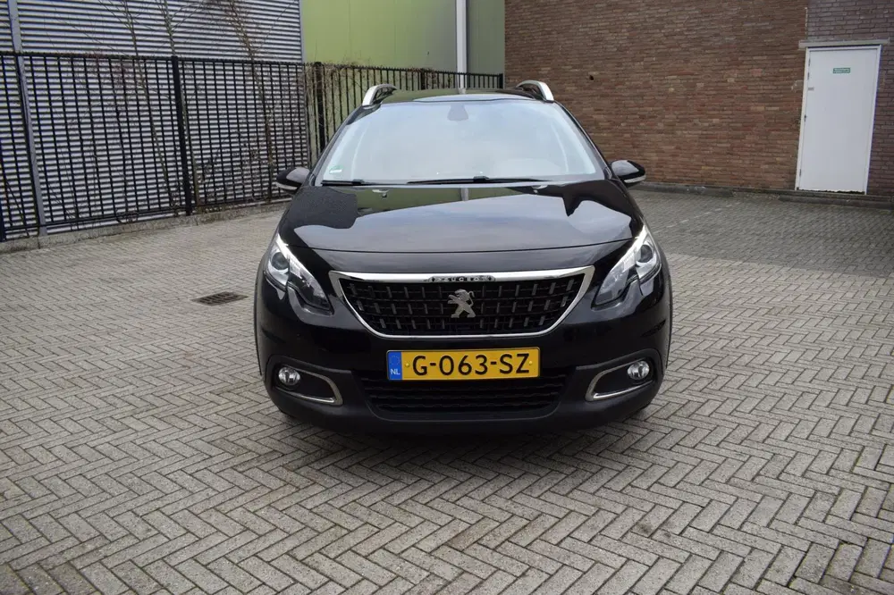 Peugeot 2008 1.2 PureTech 12 mnd GARANTIE DealerOH DBri uit 2019, foto 5