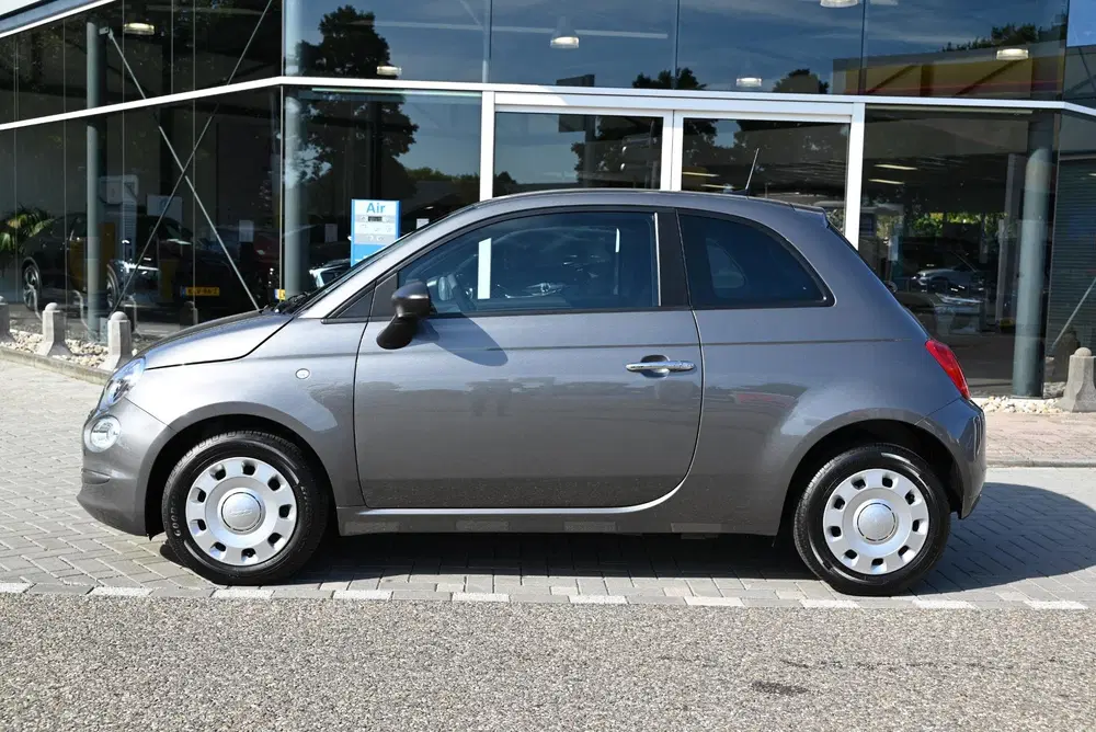 Fiat 500 1.0 Hybrid uit 2023, foto 2