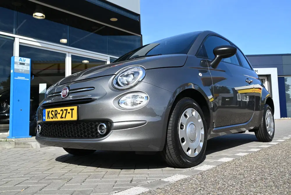 Fiat 500 1.0 Hybrid uit 2023, foto 4