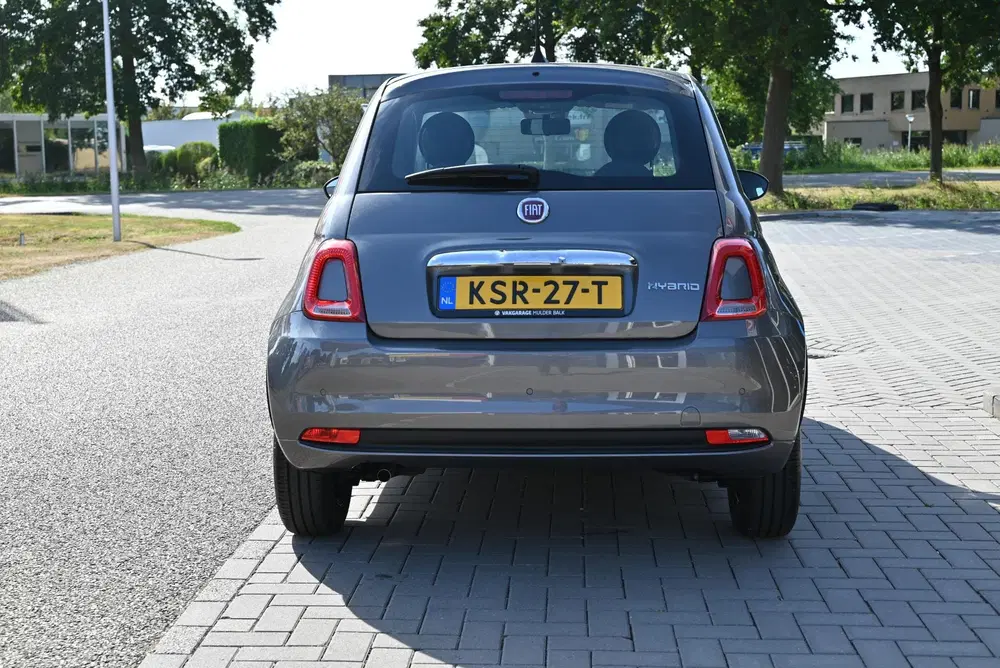Fiat 500 1.0 Hybrid uit 2023, foto 6