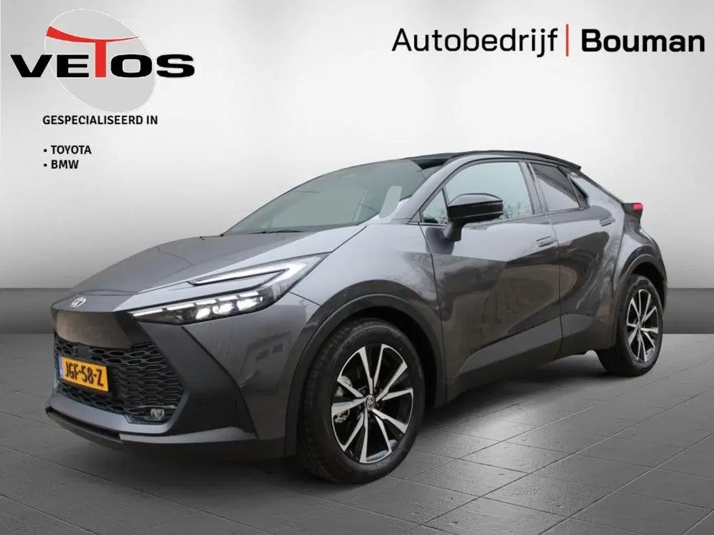 Toyota C-HR 140 Hybrid Teamplayer Bi-Tone Elektrische uit 2024