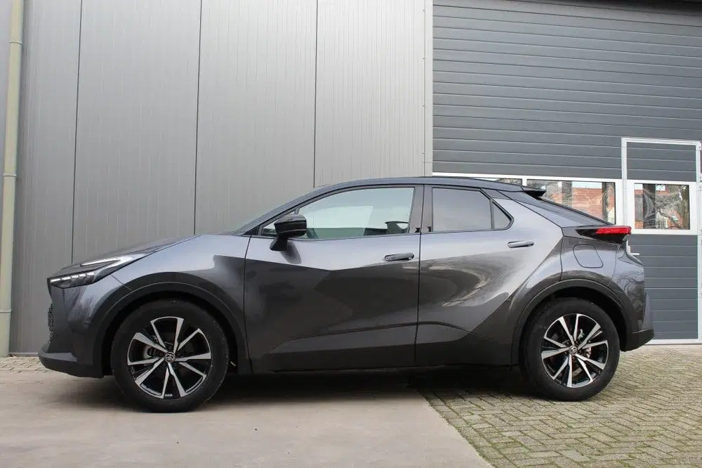 Toyota C-HR 140 Hybrid Teamplayer Bi-Tone Elektrische uit 2024, foto 7