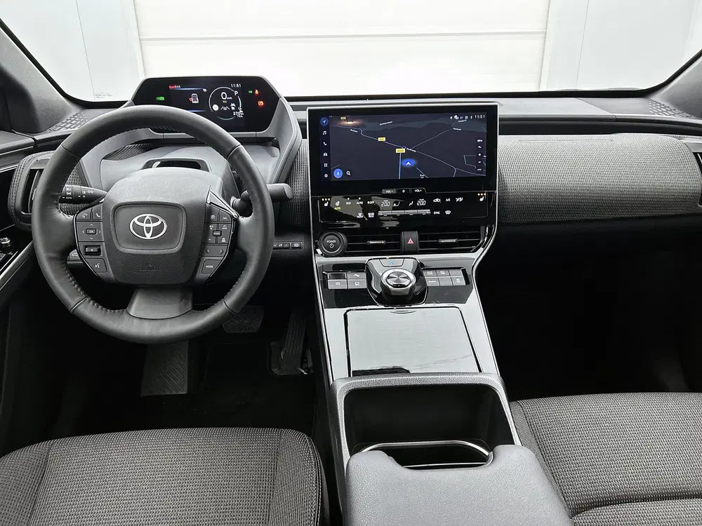 Toyota bZ4X Dynamic 71 kWh uit 2025, foto 4