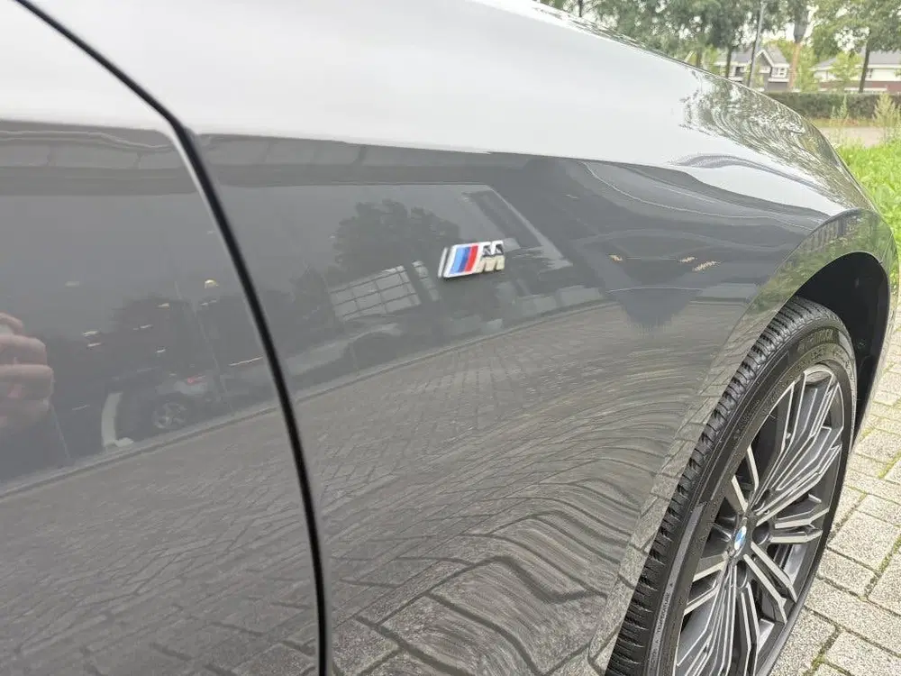 BMW 3-serie 330e High Executive uit 2019, foto 6