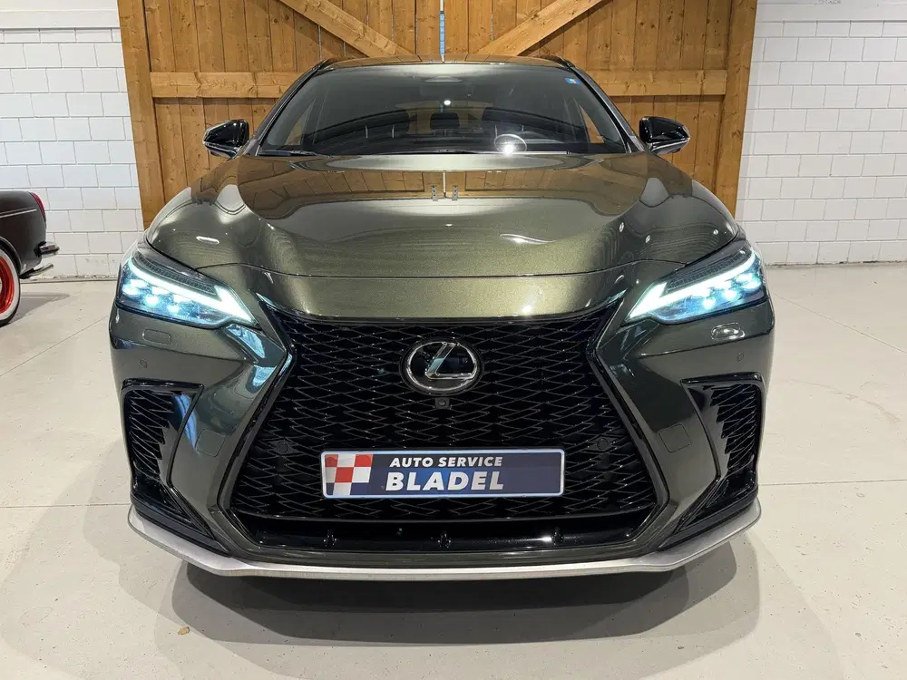 Lexus NX 450h+ AWD F SPORT Line uit 2022, foto 2