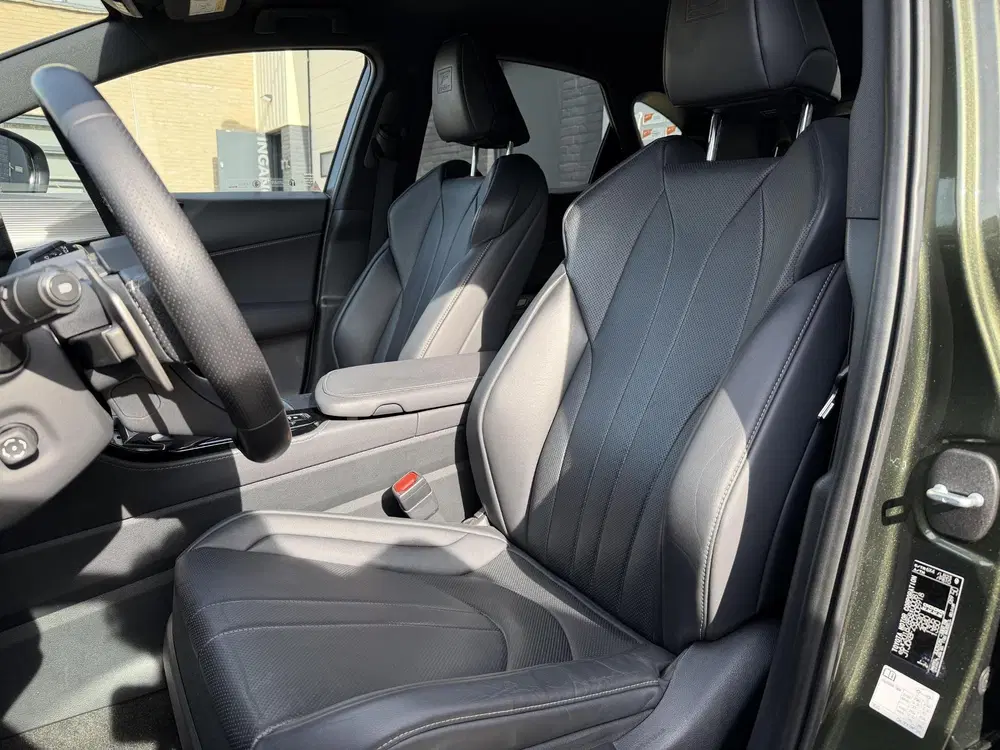 Lexus NX 450h+ AWD F SPORT Line uit 2022, foto 6