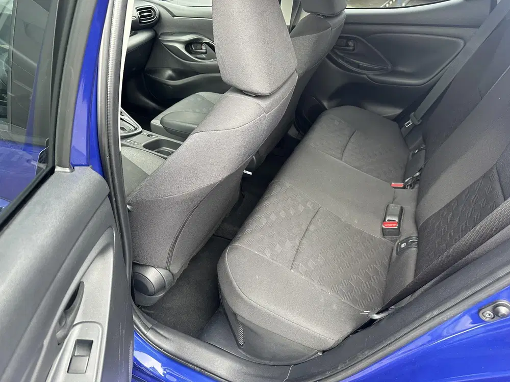 Toyota Yaris 1.5 Hybrid 115 Dynamic Blind spot monitor uit 2025, foto 10