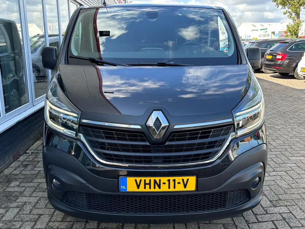 Renault Trafic 2.0 dCi 145 T29 L2H1 DC Comfort uit 2020, foto 3