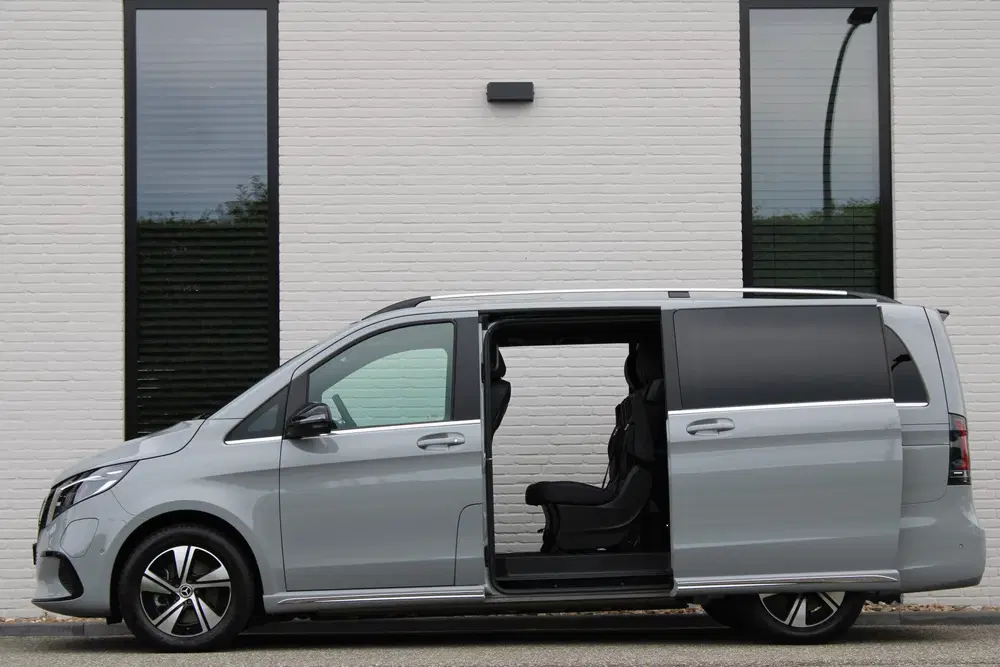 Mercedes-Benz EQV 300 L2 uit 2024, foto 14