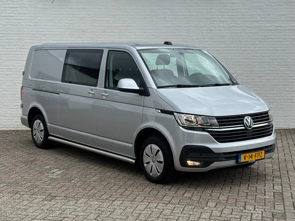 Volkswagen Transporter 2.0 TDI L2H1 30 DC Highline Automaat uit 2024, foto 11