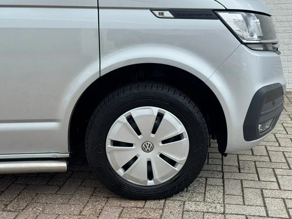 Volkswagen Transporter 2.0 TDI L2H1 30 DC Highline Automaat uit 2024, foto 15