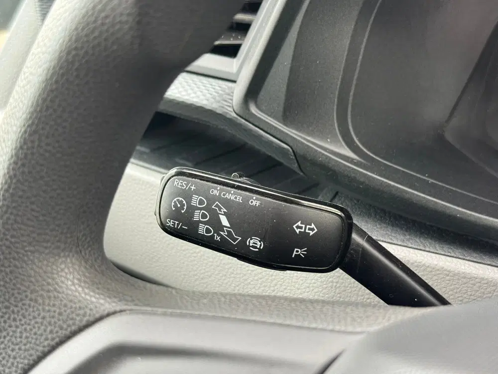 Volkswagen Transporter 2.0 TDI L2H1 30 DC Highline Automaat uit 2024, foto 7