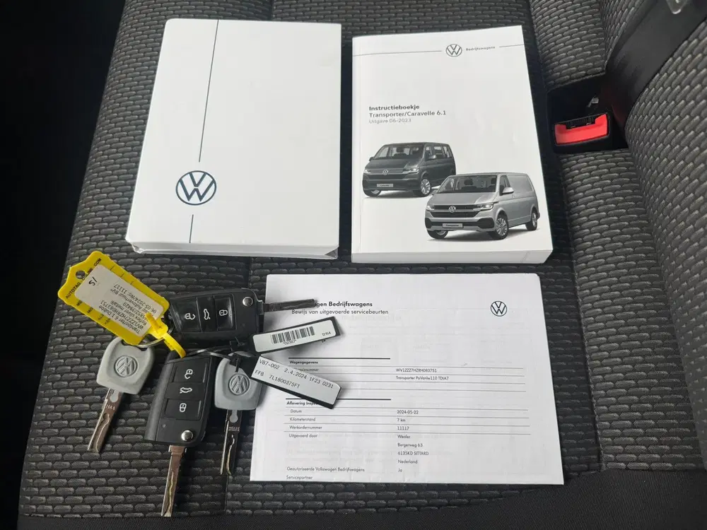 Volkswagen Transporter 2.0 TDI L2H1 30 DC Highline Automaat uit 2024, foto 9