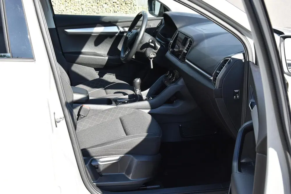 Skoda Karoq 1.0 TSI Business Edition Navi Clima PDC Cr uit 2019, foto 11