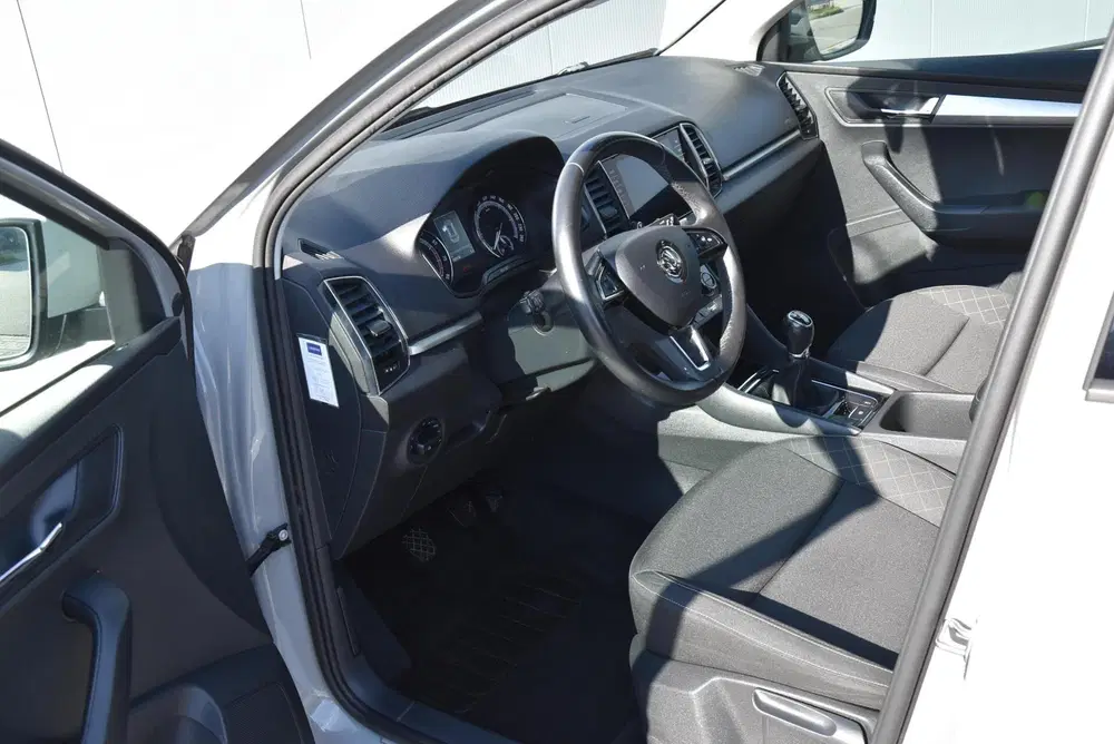 Skoda Karoq 1.0 TSI Business Edition Navi Clima PDC Cr uit 2019, foto 7