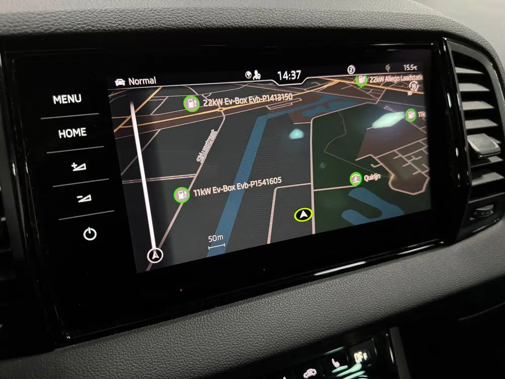 Skoda Karoq 1.5 TSI ACT Sportline Pano Navi Keyless uit 2022, foto 15