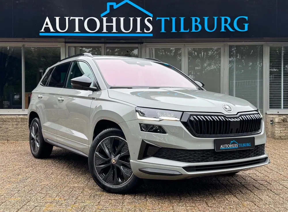 Skoda Karoq 1.5 TSI ACT Sportline Pano Navi Keyless uit 2022, foto 3