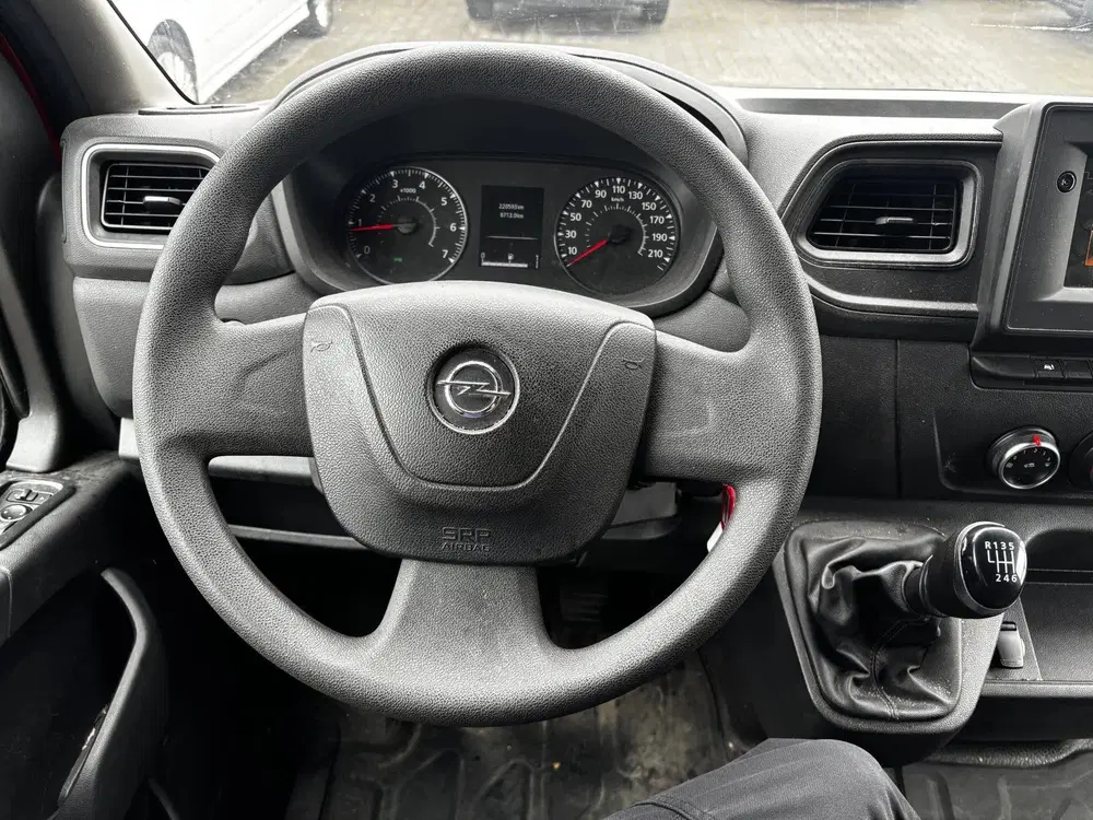Opel Movano 2 uit 2021, foto 14