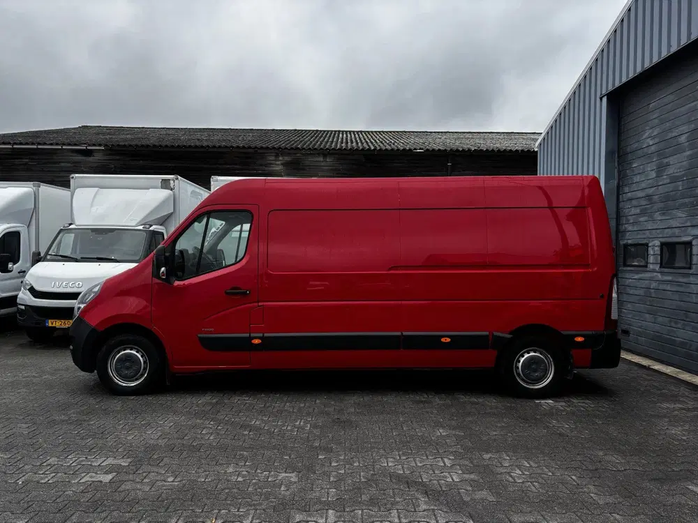 Opel Movano 2 uit 2021, foto 3