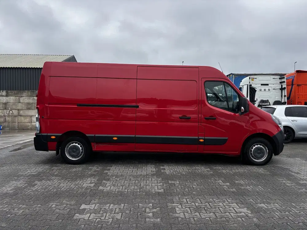 Opel Movano 2 uit 2021, foto 4