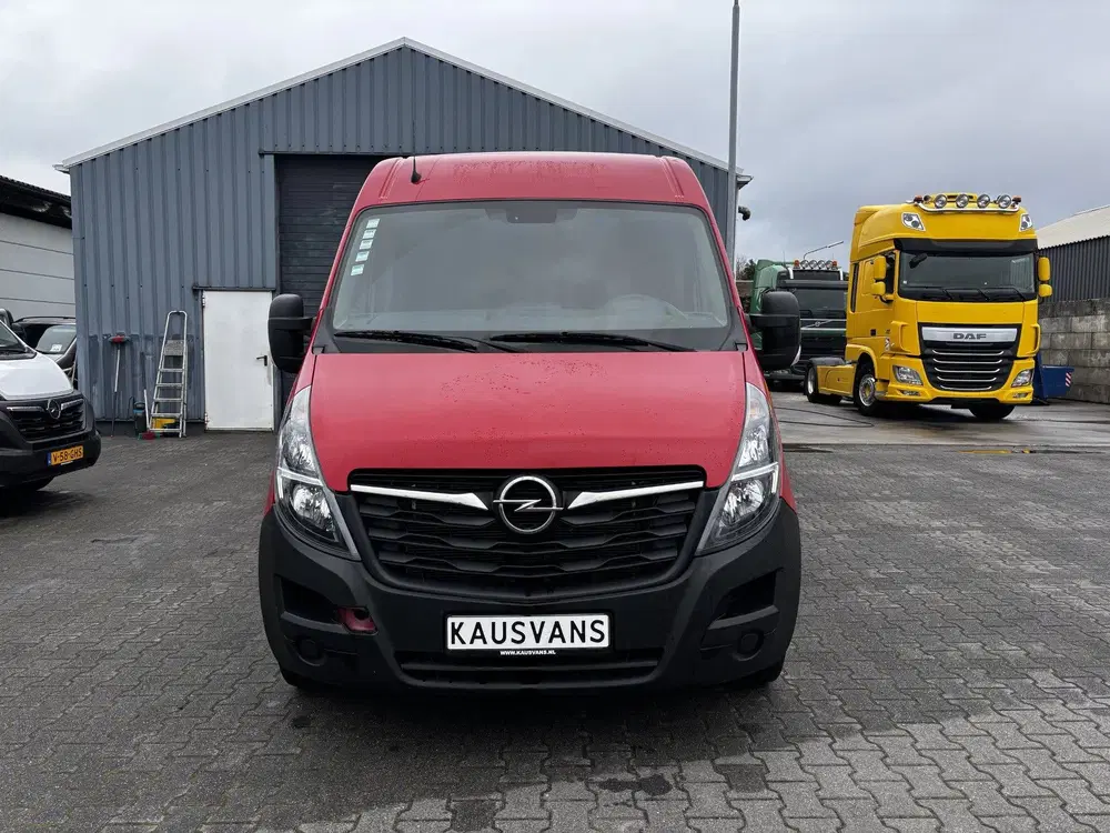 Opel Movano 2 uit 2021, foto 7