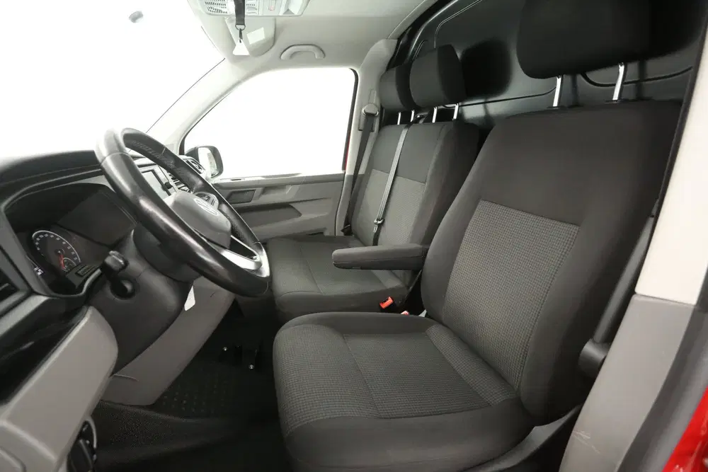 Volkswagen Transporter 2.0 TDI 150PK L1H1 uit 2021, foto 10