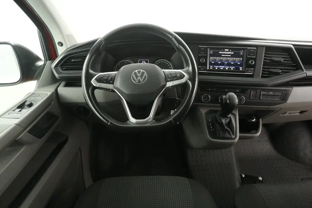 Volkswagen Transporter 2.0 TDI 150PK L1H1 uit 2021, foto 2