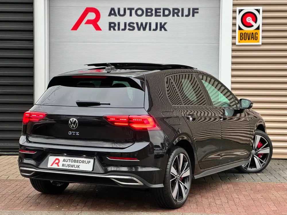 Volkswagen Golf 1.4 eHybrid GTE Pano uit 2022, foto 3