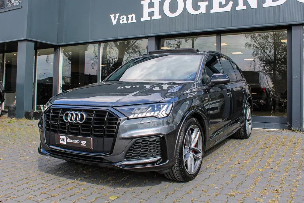 Audi Q7 60 TFSI e quattro S LINE PANO HUD SOFTCLOS uit 2023