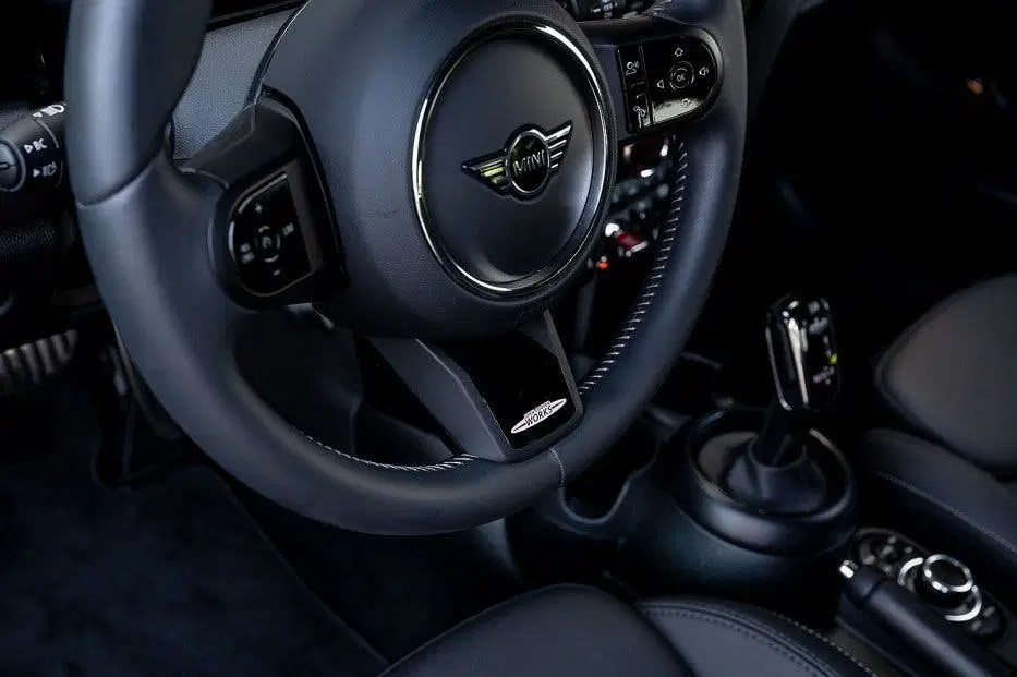 Mini John Cooper Works John Cooper Works Trim uit 2023, foto 13