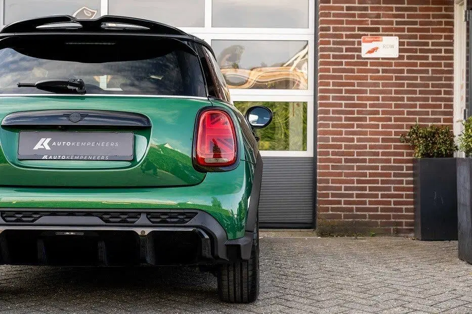 Mini John Cooper Works John Cooper Works Trim uit 2023, foto 2