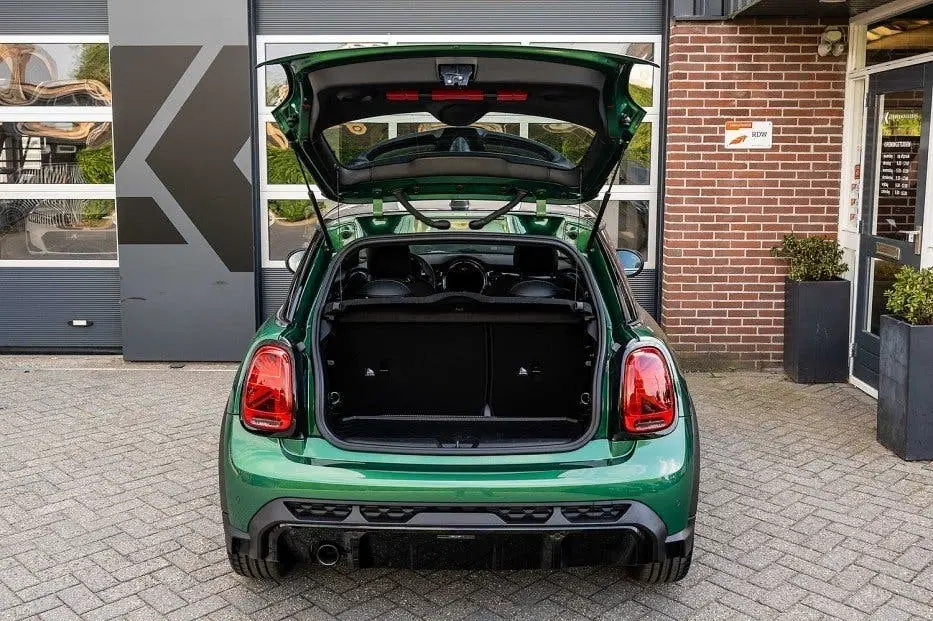 Mini John Cooper Works John Cooper Works Trim uit 2023, foto 4