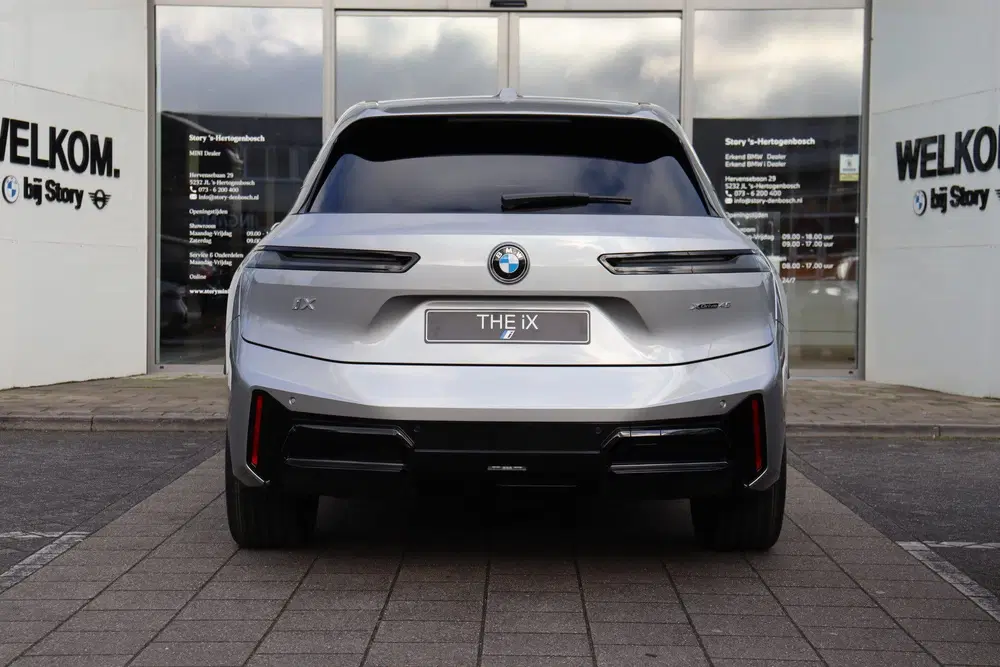 BMW iX xDrive45 M Sport uit 2026, foto 4