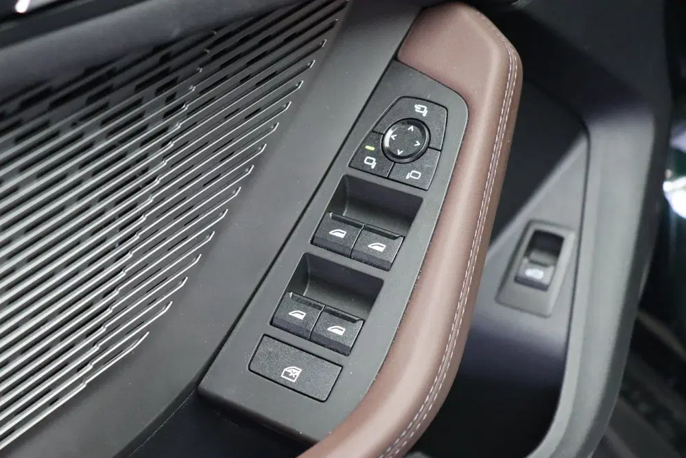 BMW 1-serie 120 M Sport Automaat uit 2026, foto 8