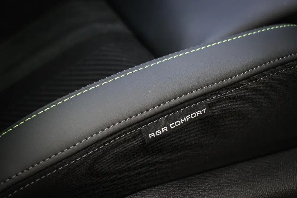 Peugeot 408 GT 58 kWh uit 2026, foto 13