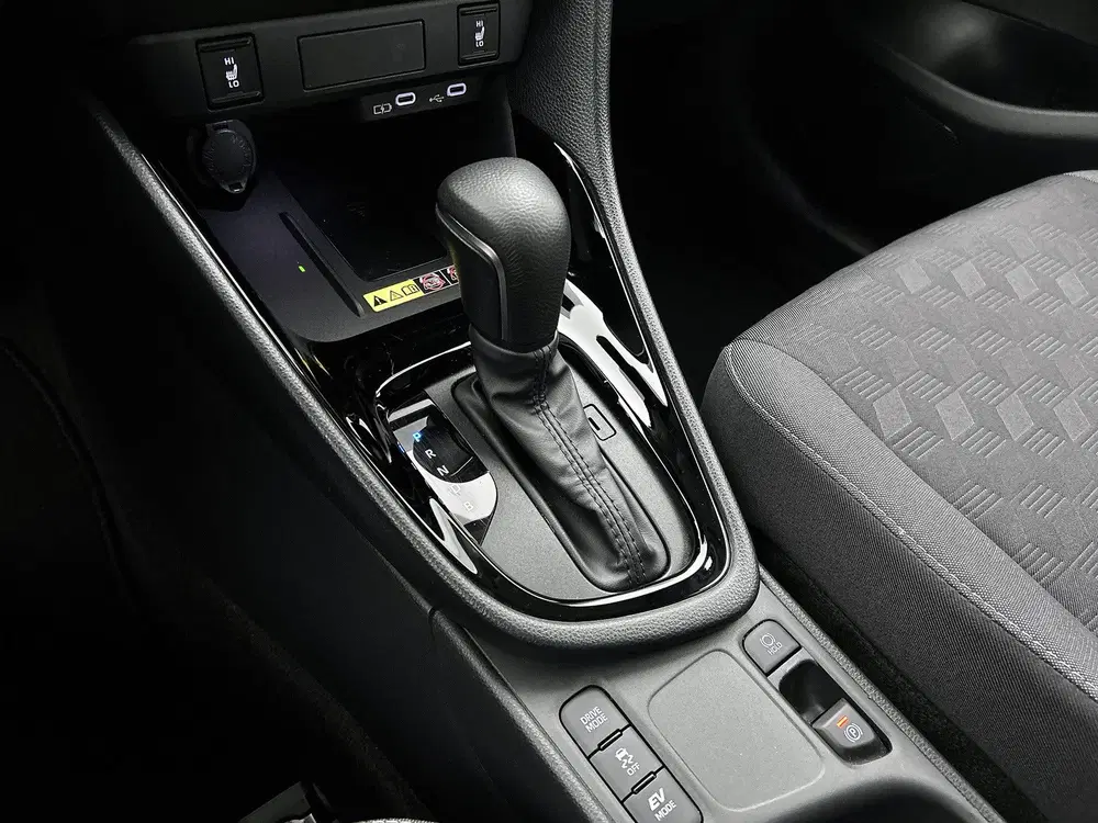 Toyota Yaris 1.5 Hybrid 115 Dynamic Comfort Pack uit 2025, foto 13